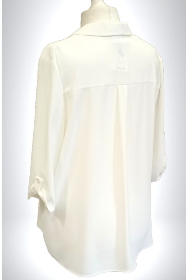 Λευκή μπλούζα με γιακά και τρουακάρ μανίκι
