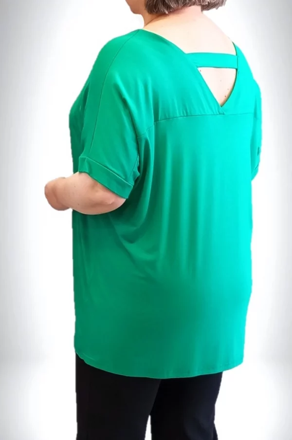 Μακριά πράσινη μπλούζα με V λαιμόκοψη στην πλάτη