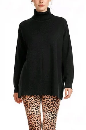 Μαύρη μπλούζα πλεκτή ασύμμετρη με ημιζιβάγκο